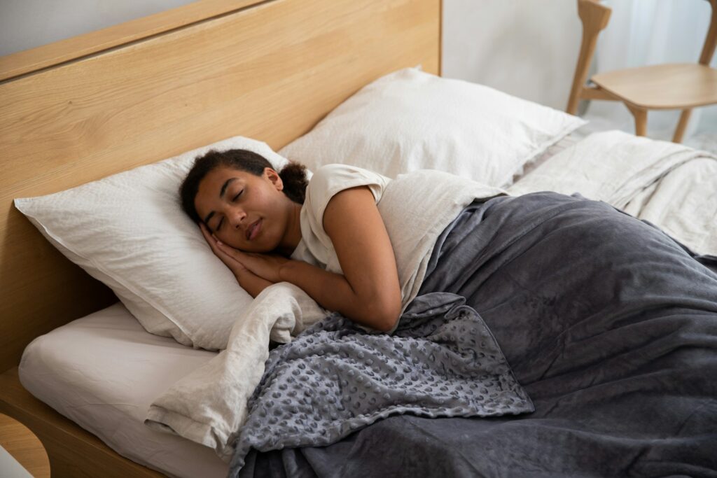 7 Amazing Ways to Improve Sleep Quality for Faster Recovery